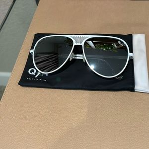 Quay sunglasses. White aviators.